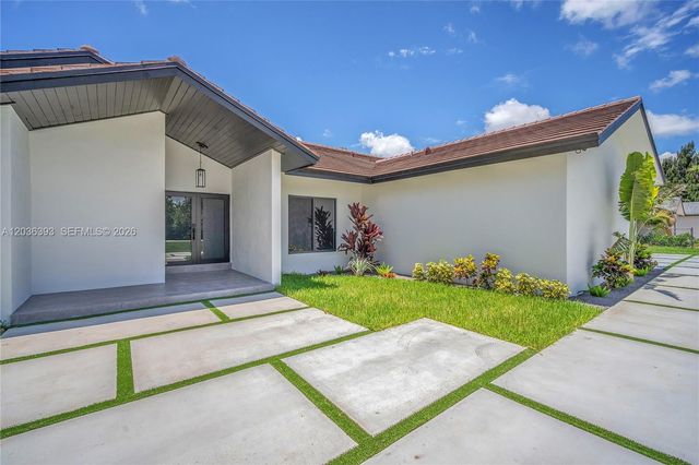 16100 SW 252nd St, Homestead, FL 33031