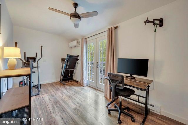 7430 VENTNOR DR, Tobyhanna, PA 18466