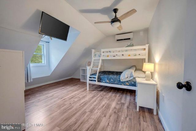 7430 VENTNOR DR, Tobyhanna, PA 18466