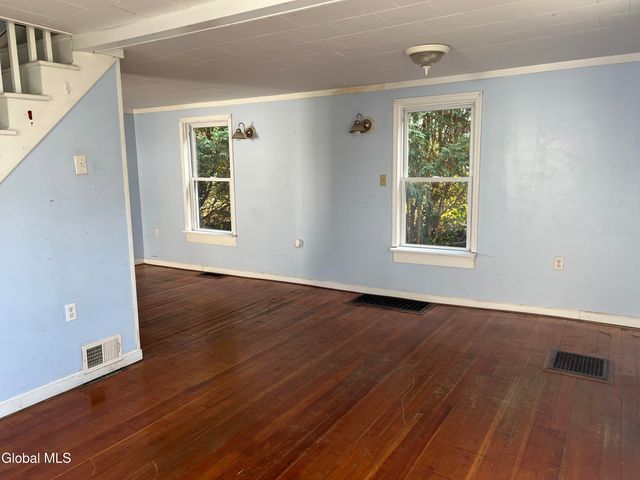 5 Pearl Street, Granville, NY 12832