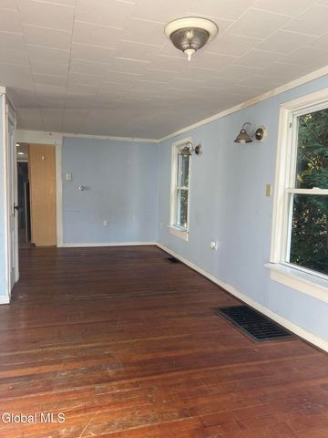 5 Pearl Street, Granville, NY 12832