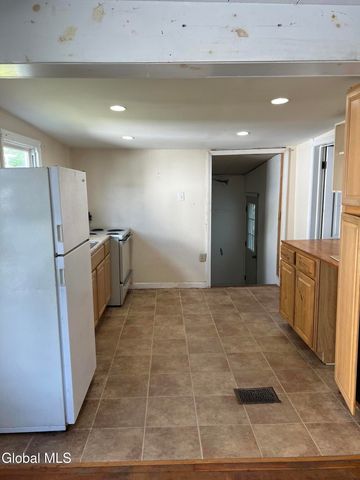 5 Pearl Street, Granville, NY 12832