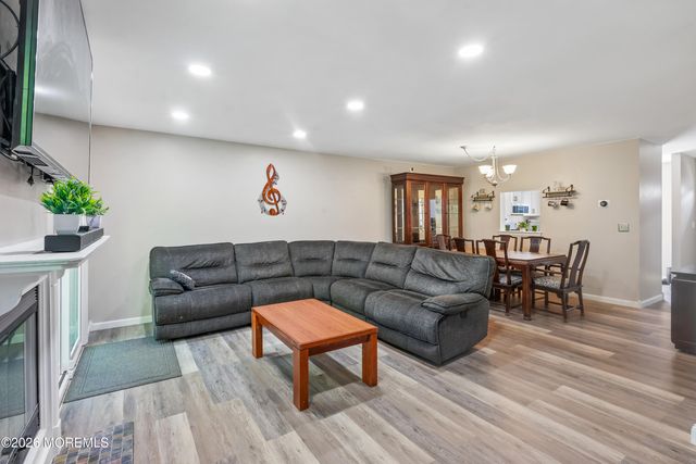 134 Meli Lane, Jackson, NJ 08527