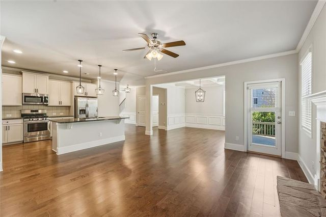 6496 CROSSCREEK Lane, Flowery Branch, GA 30542