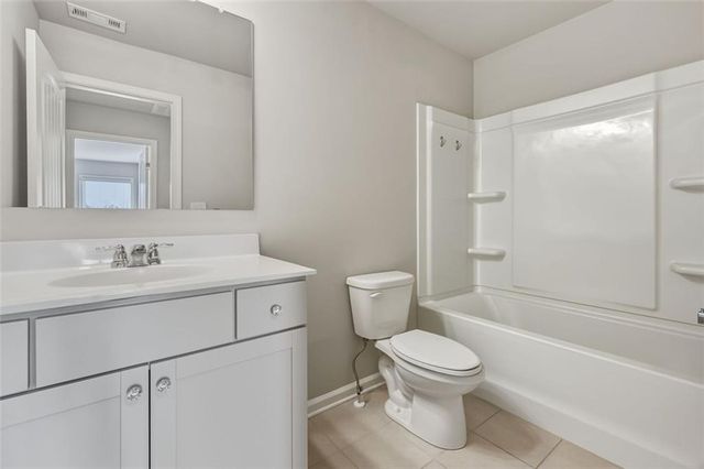 6496 CROSSCREEK Lane, Flowery Branch, GA 30542