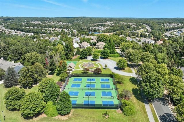 6496 CROSSCREEK Lane, Flowery Branch, GA 30542