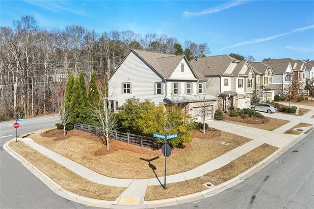 6496 CROSSCREEK Lane, Flowery Branch, GA 30542