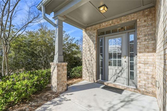 6496 CROSSCREEK Lane, Flowery Branch, GA 30542