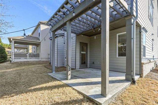 6496 CROSSCREEK Lane, Flowery Branch, GA 30542