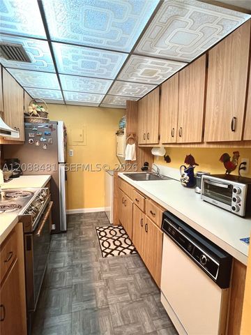 9304 SW 77th Ave C3, Miami, FL 33156