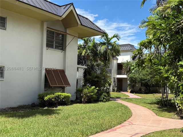 9304 SW 77th Ave C3, Miami, FL 33156