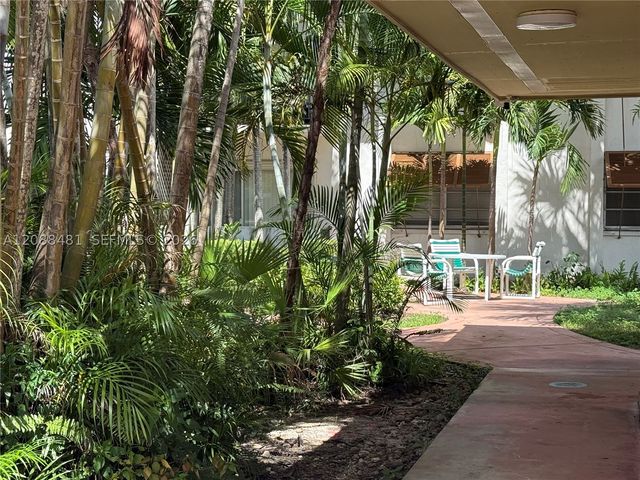 9304 SW 77th Ave C3, Miami, FL 33156