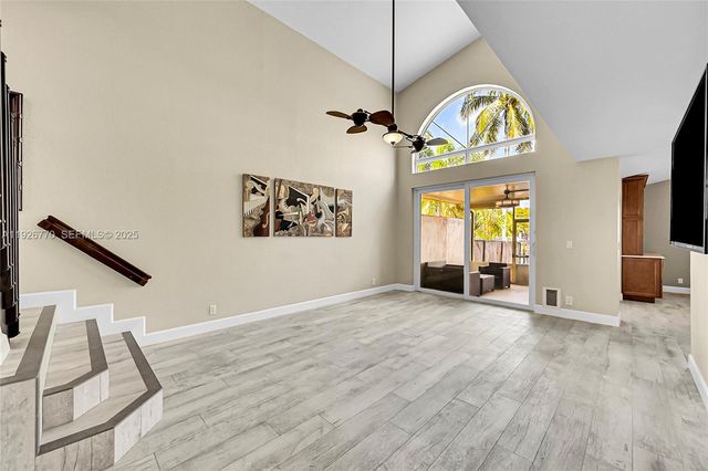 4941 Pelican St, Coconut Creek, FL 33073