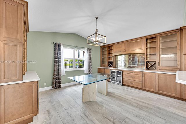 4941 Pelican St, Coconut Creek, FL 33073