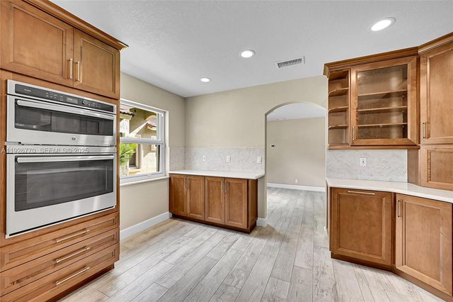 4941 Pelican St, Coconut Creek, FL 33073