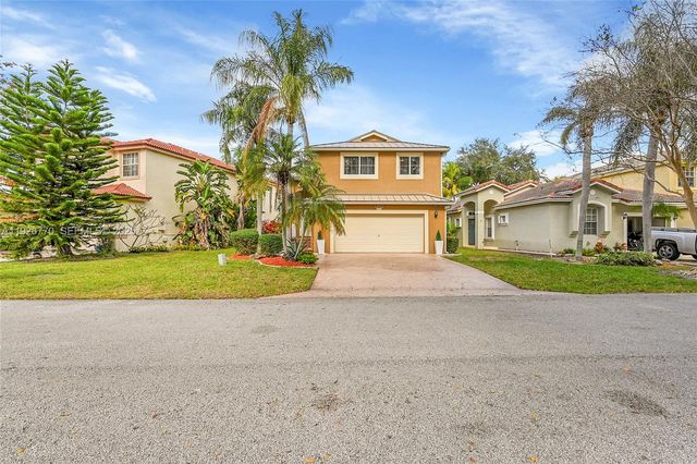 4941 Pelican St, Coconut Creek, FL 33073