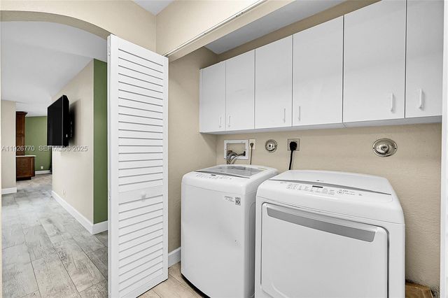 4941 Pelican St, Coconut Creek, FL 33073