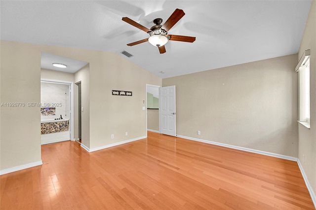 4941 Pelican St, Coconut Creek, FL 33073