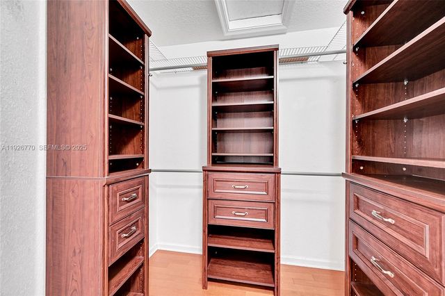 4941 Pelican St, Coconut Creek, FL 33073