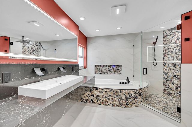 4941 Pelican St, Coconut Creek, FL 33073