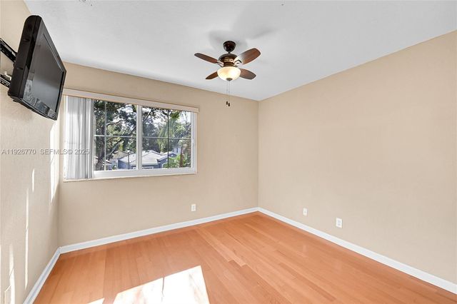 4941 Pelican St, Coconut Creek, FL 33073