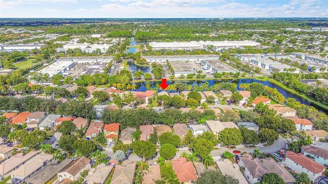 4941 Pelican St, Coconut Creek, FL 33073