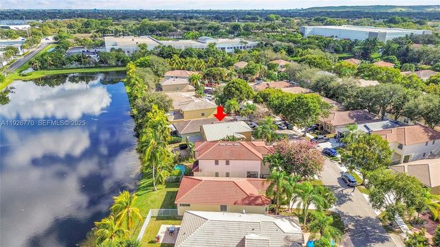 4941 Pelican St, Coconut Creek, FL 33073