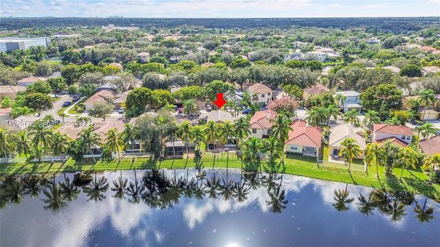 4941 Pelican St, Coconut Creek, FL 33073