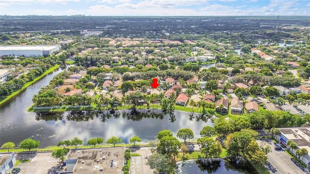 4941 Pelican St, Coconut Creek, FL 33073