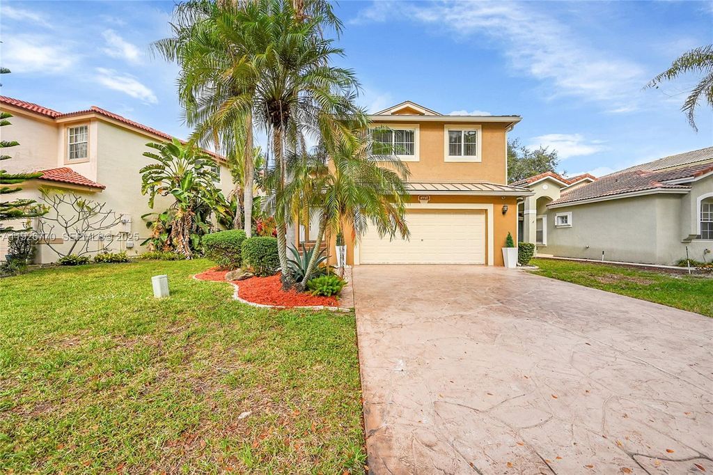 4941 Pelican St, Coconut Creek, FL 33073