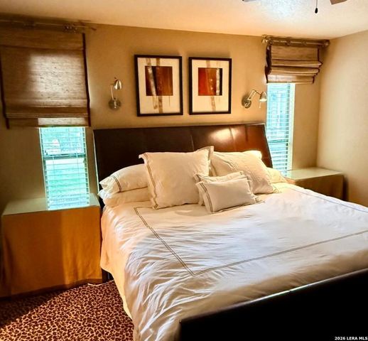 1923 PEBBLE BEACH RD, Lakehills, TX 78063