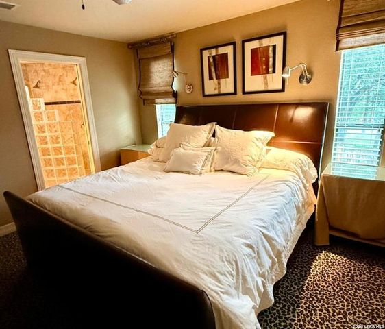 1923 PEBBLE BEACH RD, Lakehills, TX 78063