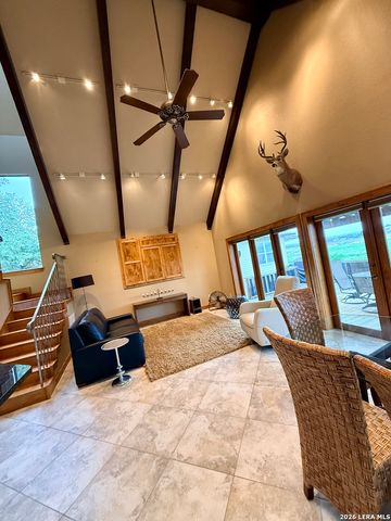 1923 PEBBLE BEACH RD, Lakehills, TX 78063