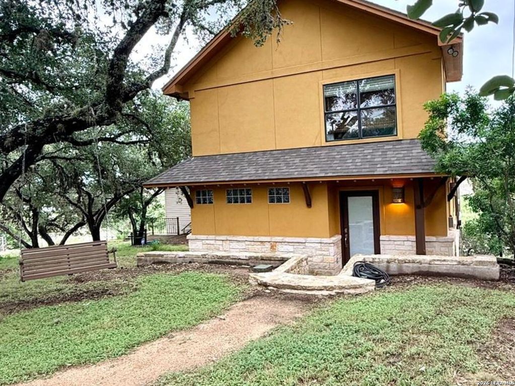 1923 PEBBLE BEACH RD, Lakehills, TX 78063