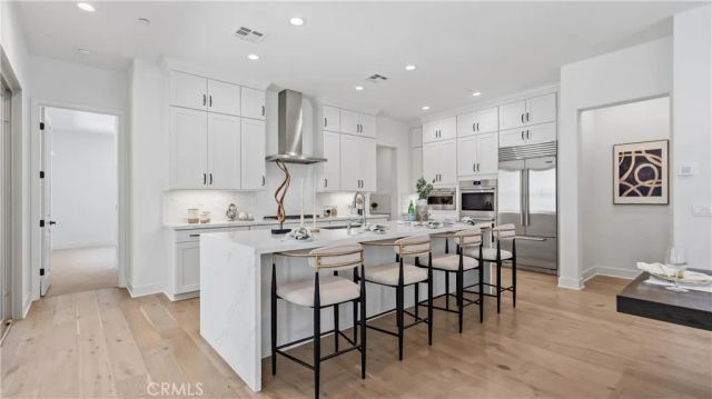 133 Bosal, Irvine, CA 92618