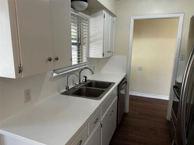 204 Thompson ST, Cedar Park, TX 78613