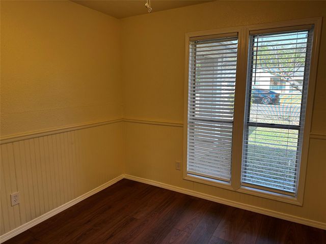 204 Thompson ST, Cedar Park, TX 78613