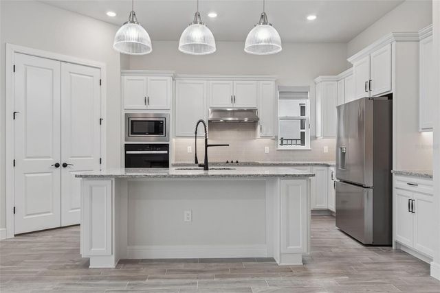 2502 ALLIGATOR FLAG COURT, Clermont, FL 34714