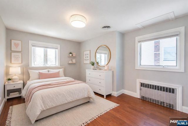 40 Winslow Terrace, Fair Lawn, NJ 07410