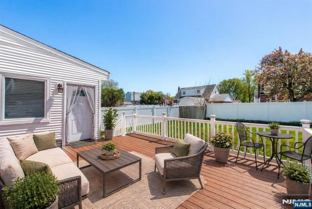 40 Winslow Terrace, Fair Lawn, NJ 07410