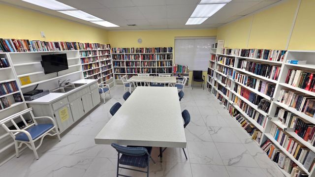 2568 Dudley Drive E G, West Palm Beach, FL 33415