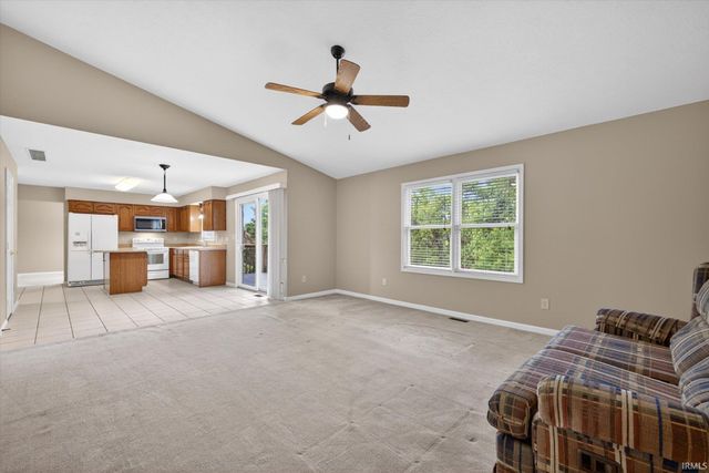 7301 W Higgins Court, Ellettsville, IN 47429