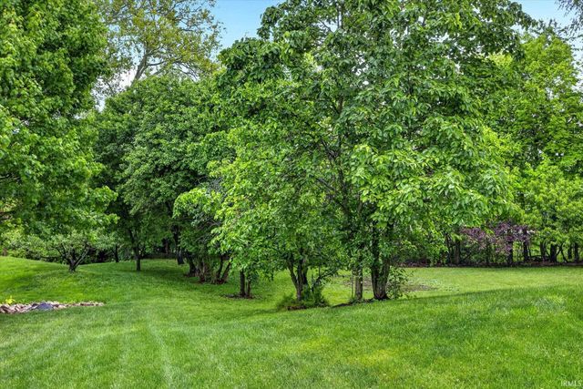 7301 W Higgins Court, Ellettsville, IN 47429