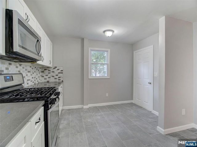 198 17th Street, East Orange, NJ 07017