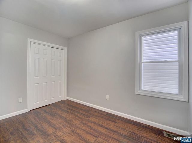 198 17th Street, East Orange, NJ 07017