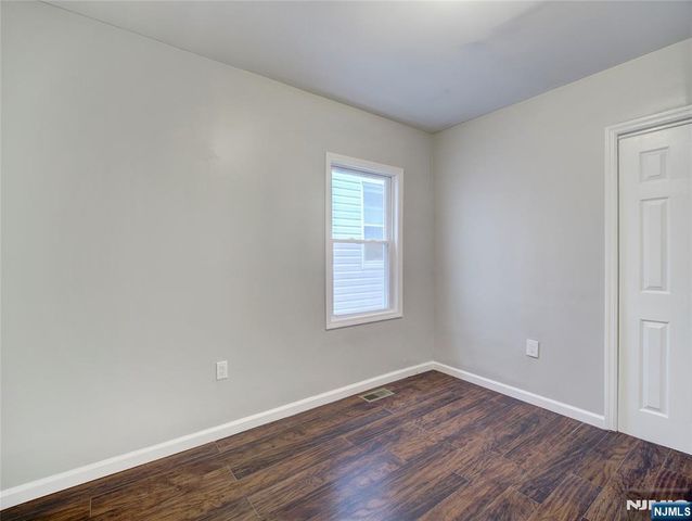 198 17th Street, East Orange, NJ 07017