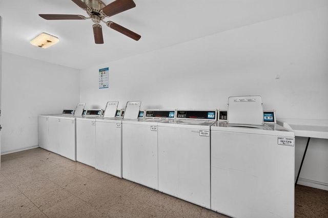 2124 Burton DR 133, Austin, TX 78741
