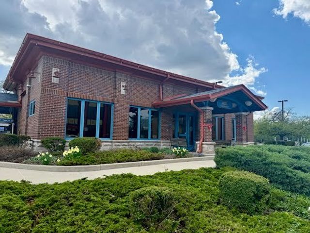 7151 N Ottawa Avenue, Chicago, IL 60631