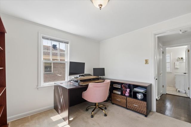 7151 N Ottawa Avenue, Chicago, IL 60631