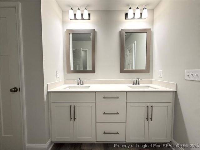 228 Watercress Lane, Raeford, NC 28376